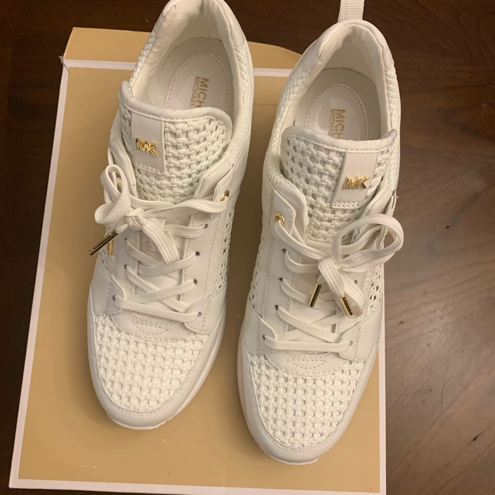 Michael kors leather casual shoes